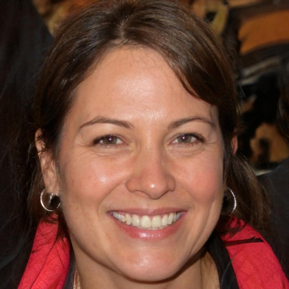 Sarah Mitchell, Financial Strategy Expert
